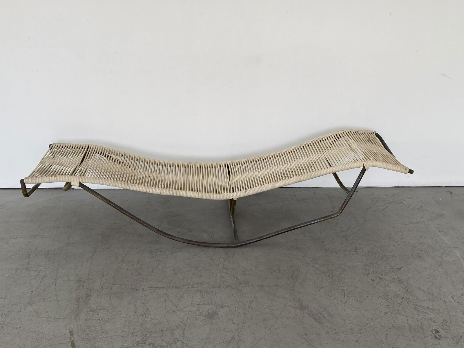 Walter Lamb "Waikiki" Chaise Lounge (1 of 2)