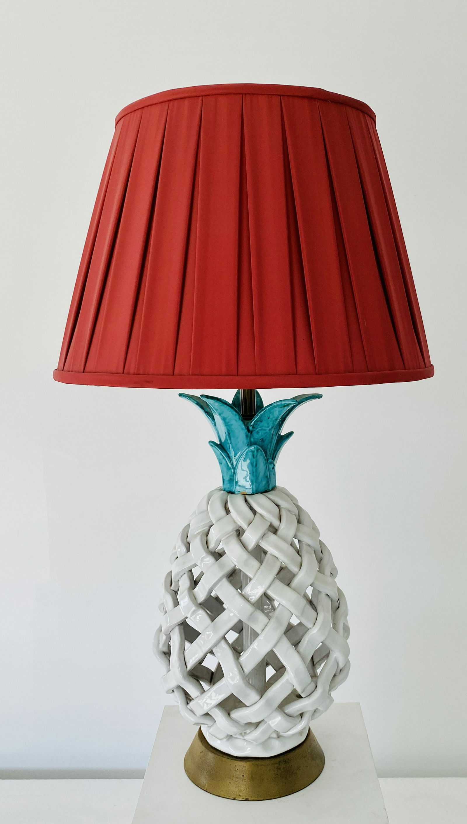Italian Ceramic Pineapple Lamp (1 of 1)