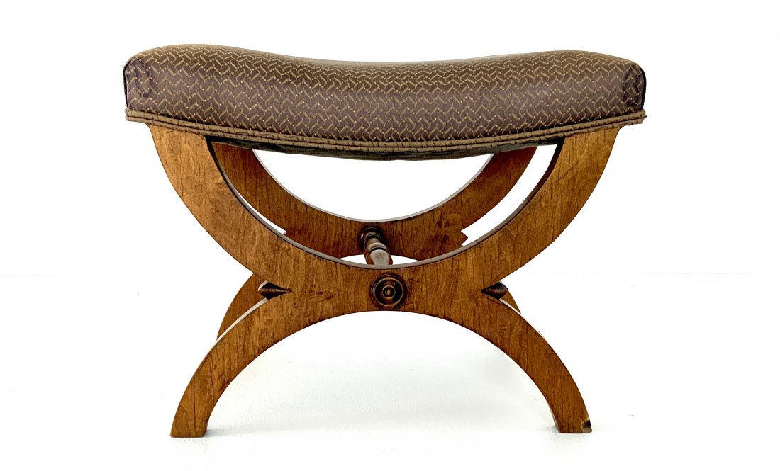 19th Century Swedish Biedermeier Ottoman: 16 x 21 x 15