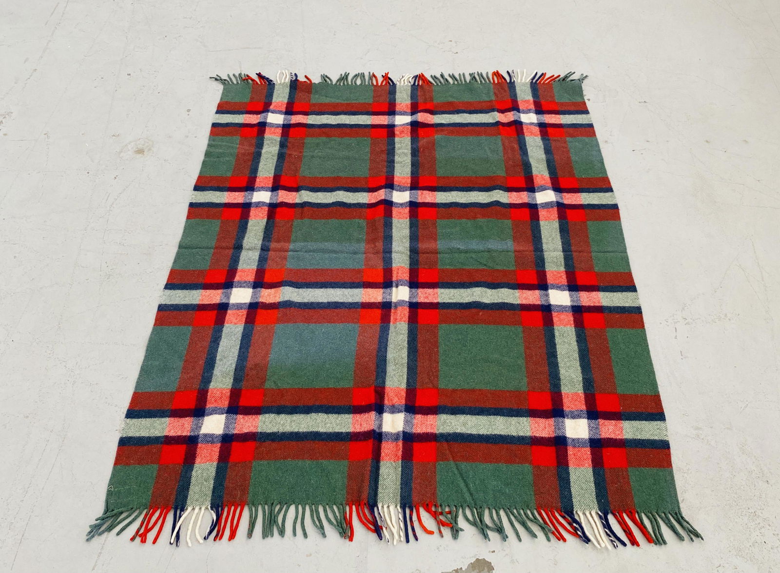 Vintage Plaid Throw. By Troy Robe (1 of 2)