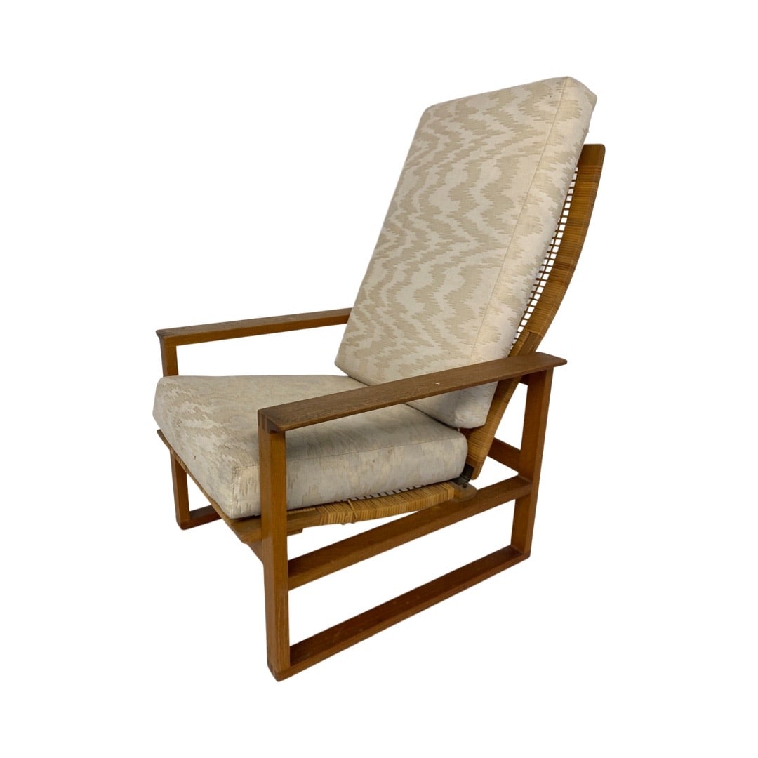 Mid Century Teak Lounge Chair: Mid Century Teak Lounge Chair 37x26x25