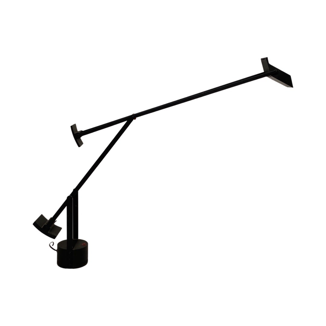 Richard Sapper Tizio Black Expandable Desk Lamp: Richard Sapper Tizio Black Expandable Desk Lamp 22xx6x6