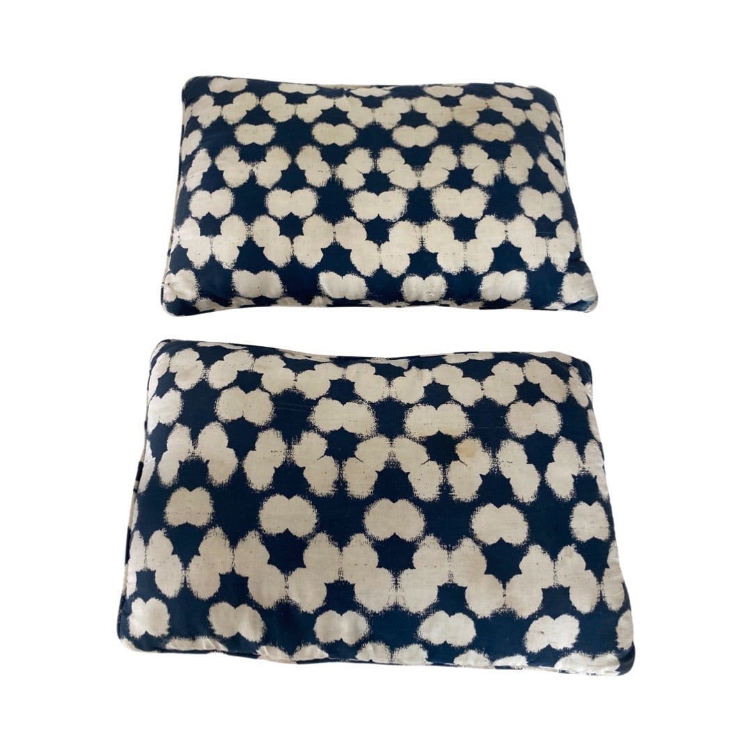 Diane Von Furstenberg blue & white lumbar pillows: Diane Von Furstenberg blue & white lumbar pillows13x23
