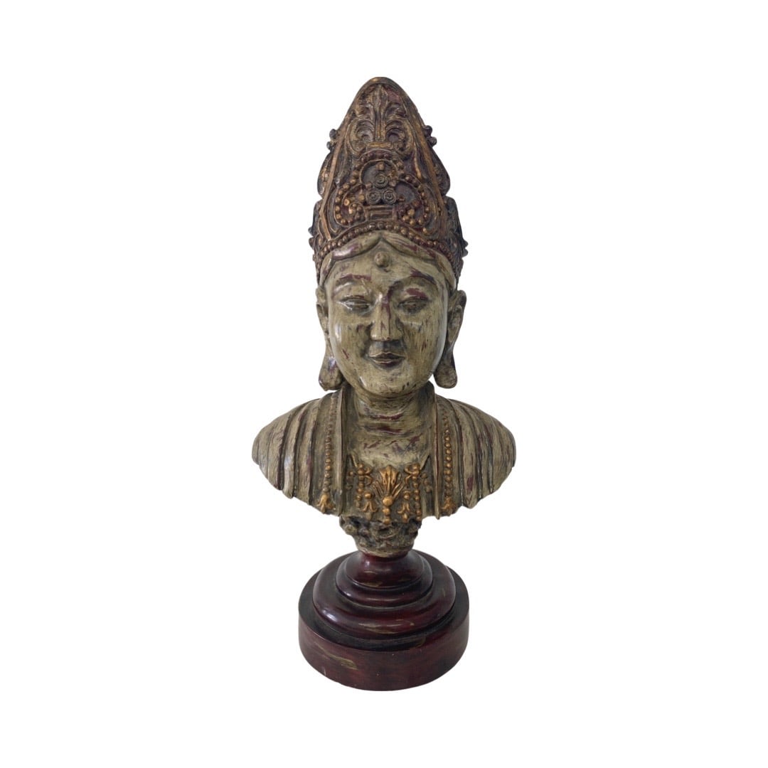 Indonesian bust sculpture: Indonesian bust sculpture19x9x7