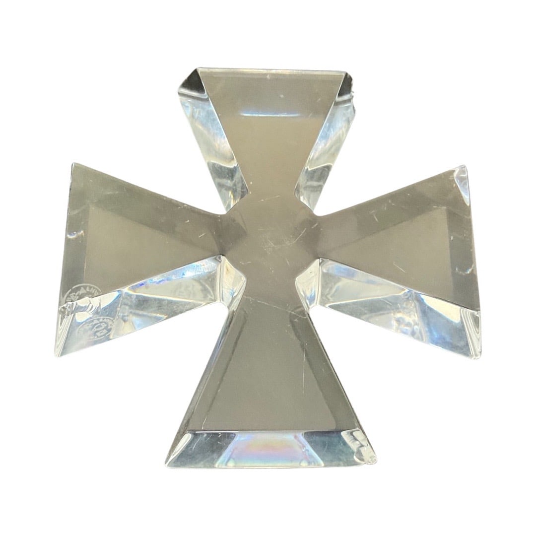 Baccarat Glass Maltese Cross: Baccarat Glass Maltese Cross.25x4.25x4.25