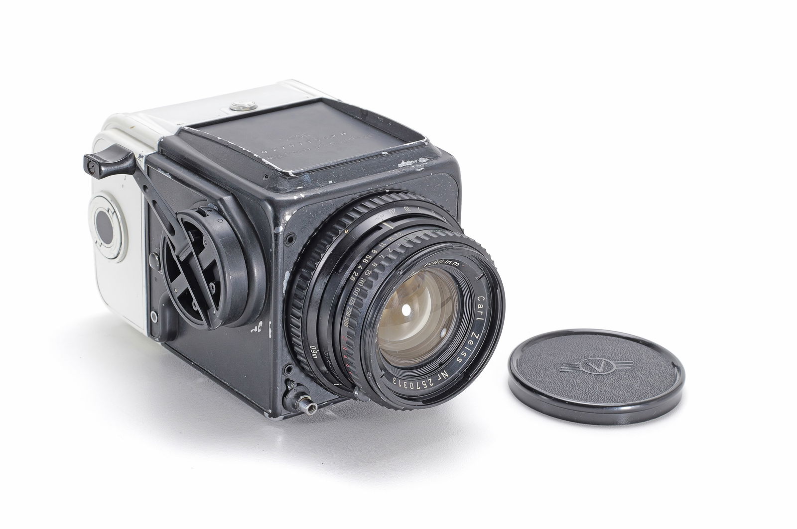 Hasselblad 500C NASA Replica (1 of 20)