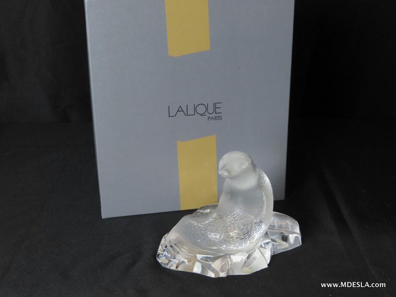 Lalique Sea Lion in original box (1 of 6)