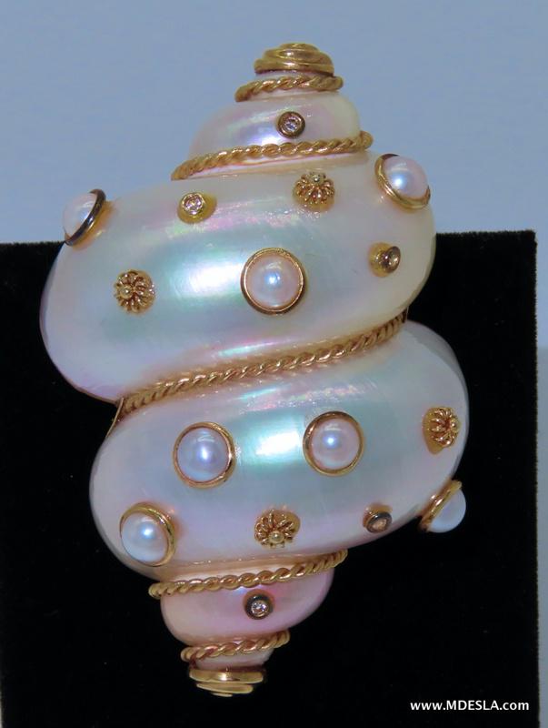 14k Sea Shell Brooch with diamonds and Pearls (1 of 1)