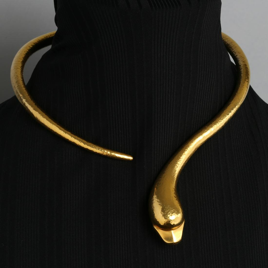 GOLD NECKLACE, ILIAS LALAOUNIS (1 of 4)