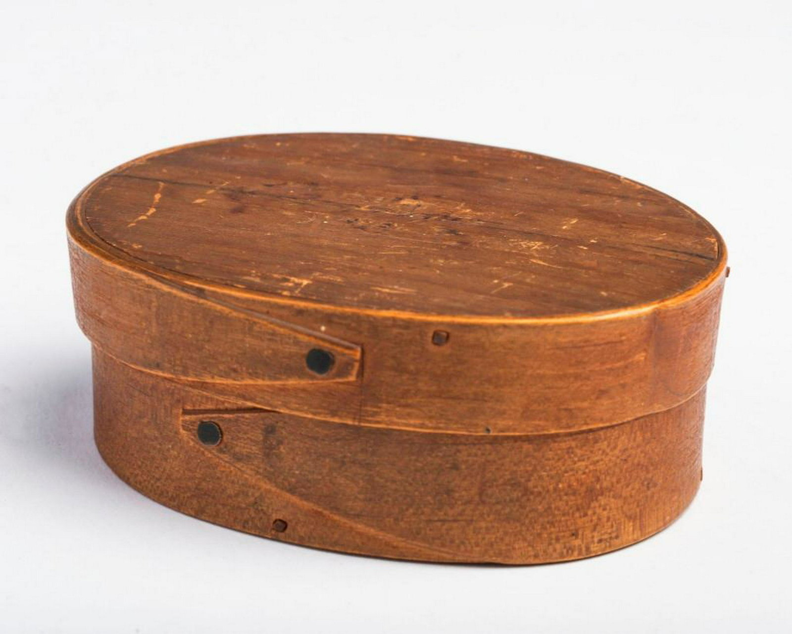 Small Pantry Box by Elisha Beal, Hingham, MA: Length 4 inches, width 3 inches, height 1 3/8 inches. Stamped Elisha Beal (1761-1830, cooper, Hersey St., Hingham, MA)