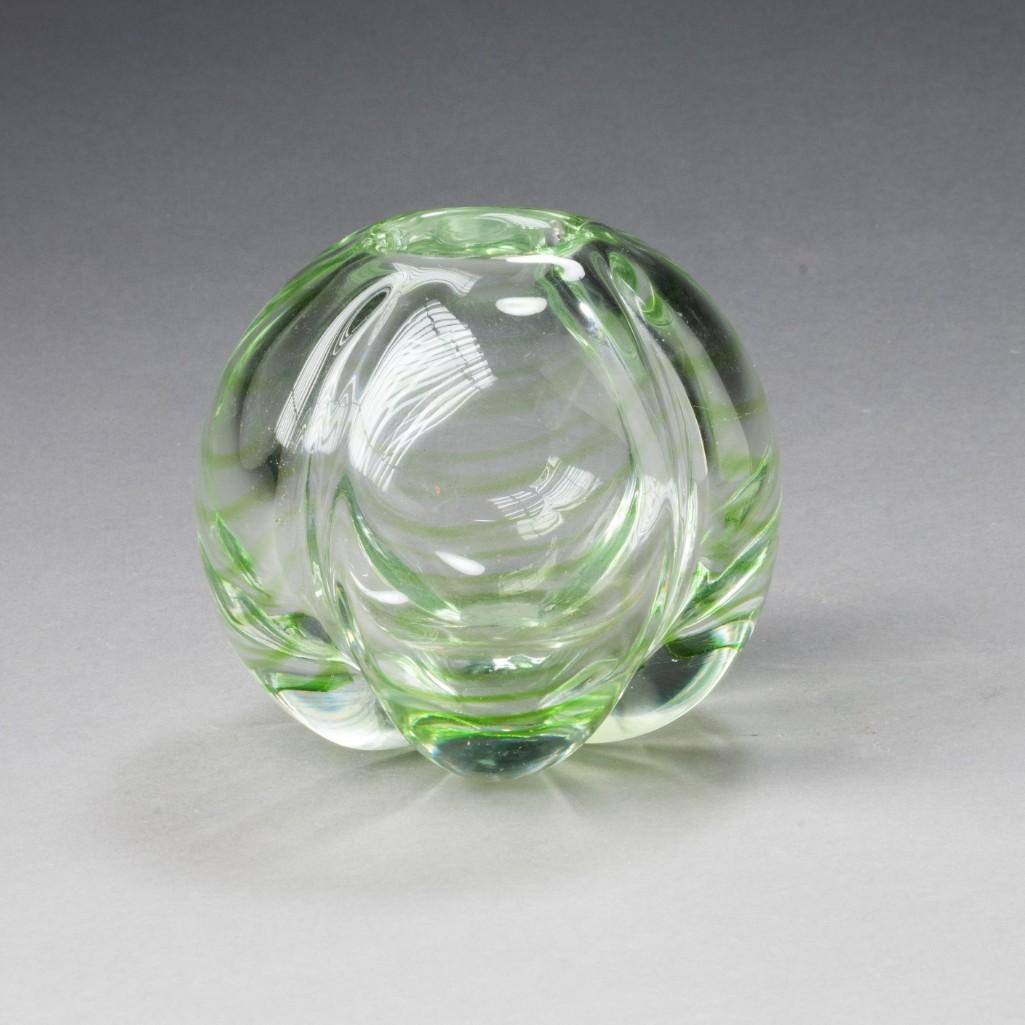 Small Green Art Glass Vase: Height 4 inches, signed at base. Detailed condition reports are available upon request. Due to the current stay at home order, in-person preview will not be available until May 1 Items may be picked u