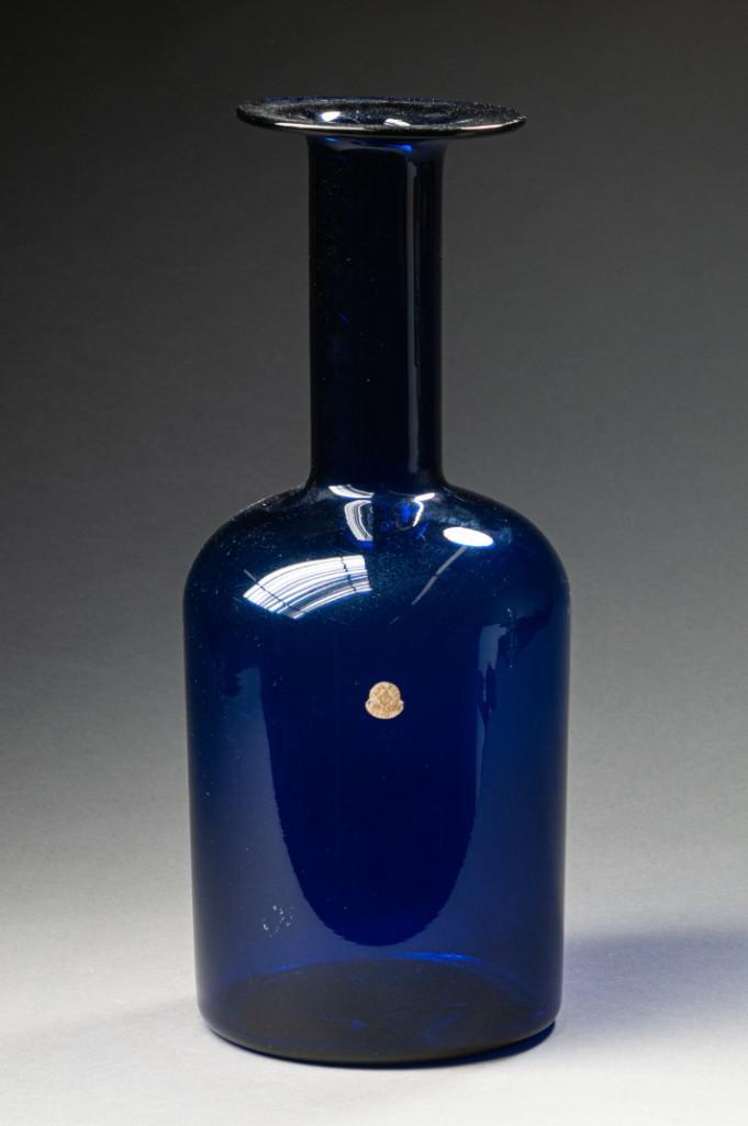 Holmegaard Kastrup Otto Brauer Blue Floor Vase.: Height 14 1/2 inches. Excellent condition. Detailed condition reports are available upon request. Due to the current stay at home order, in-person preview will not be available until May 1 Items may b