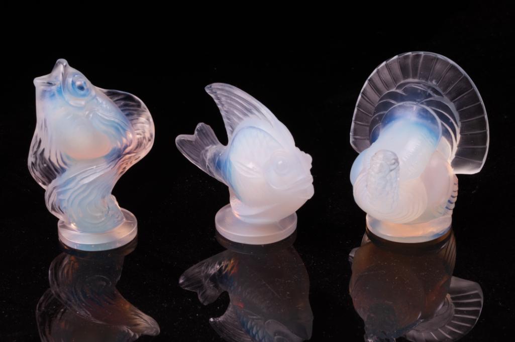 Three Sabino Opalescent Glass Figurines.: Height of turkey, 2 1/8 inches.