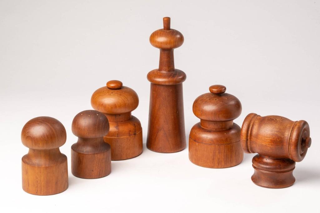 Six Danish Pepper Mills.: Four by Dansk, height of tallest 9 1/4 inches. Minor nicks and scratches from use.