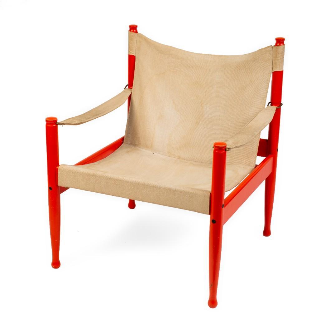 Erik Worts for Niels Eilersen Model 30 Safari Chair.: Denmark, foil lab I, Danish control stamp, 1960's. Seat height 15 inches.