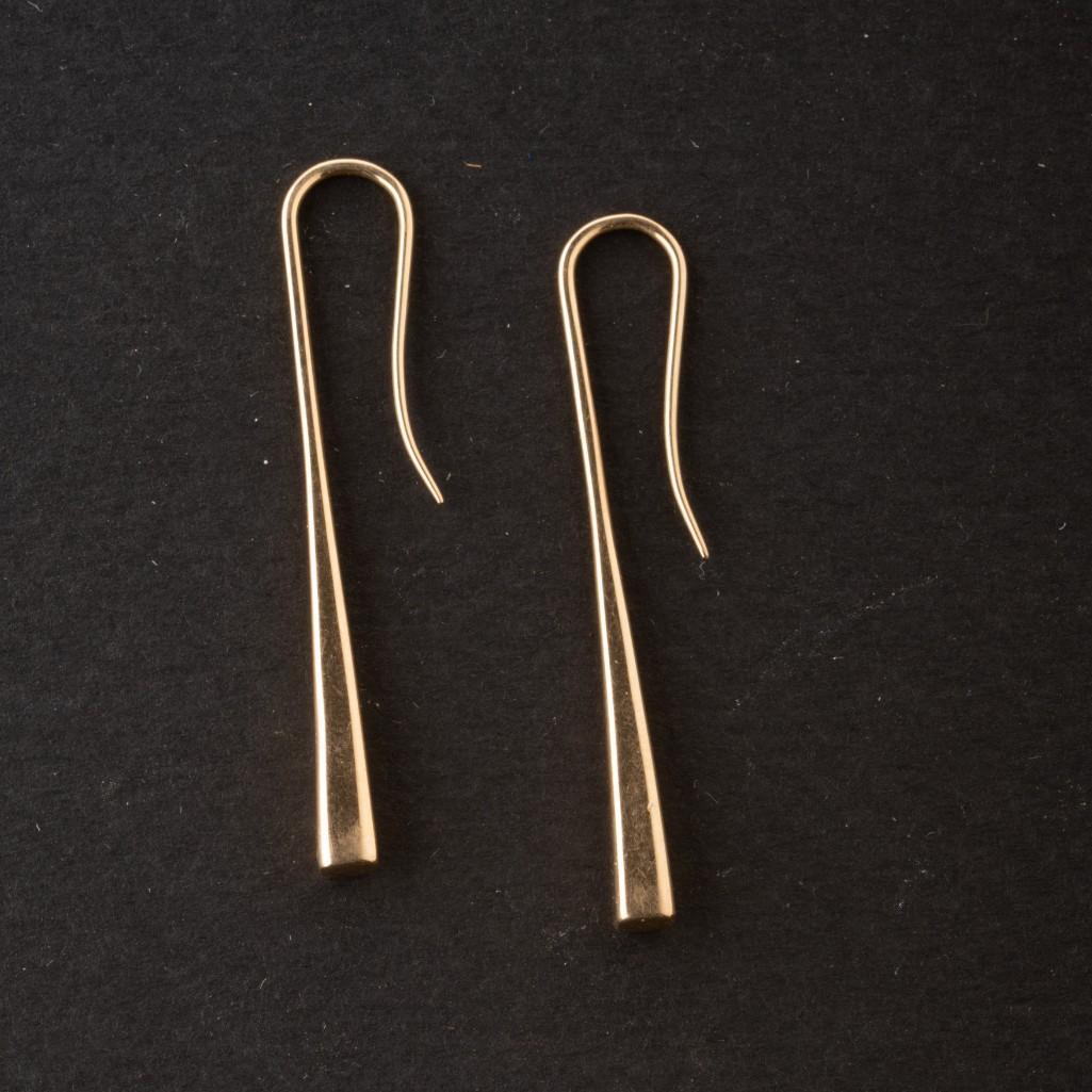 Ronald Hayes Pearson Earrings.: 14K gold. 6 grams. Length 1.75 inches.