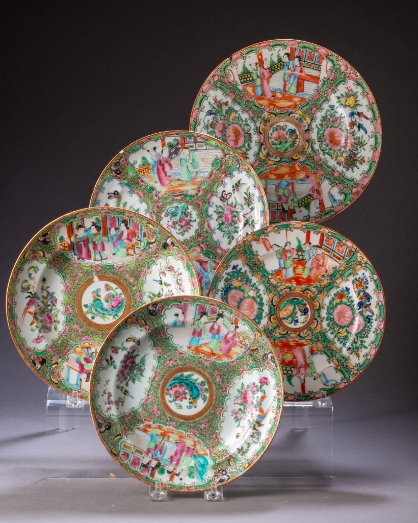 Five Chinese Export Rose Medallion Dishes. (1 of 5)