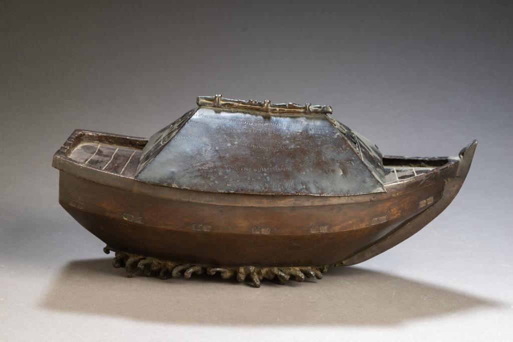 Bronze Boat Form Incense Burner. (1 of 4)