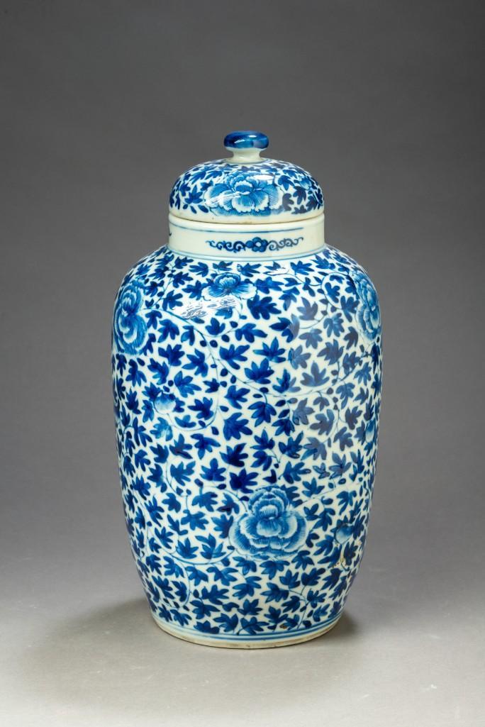 Chinese Blue and White Lidded Canister. (1 of 3)