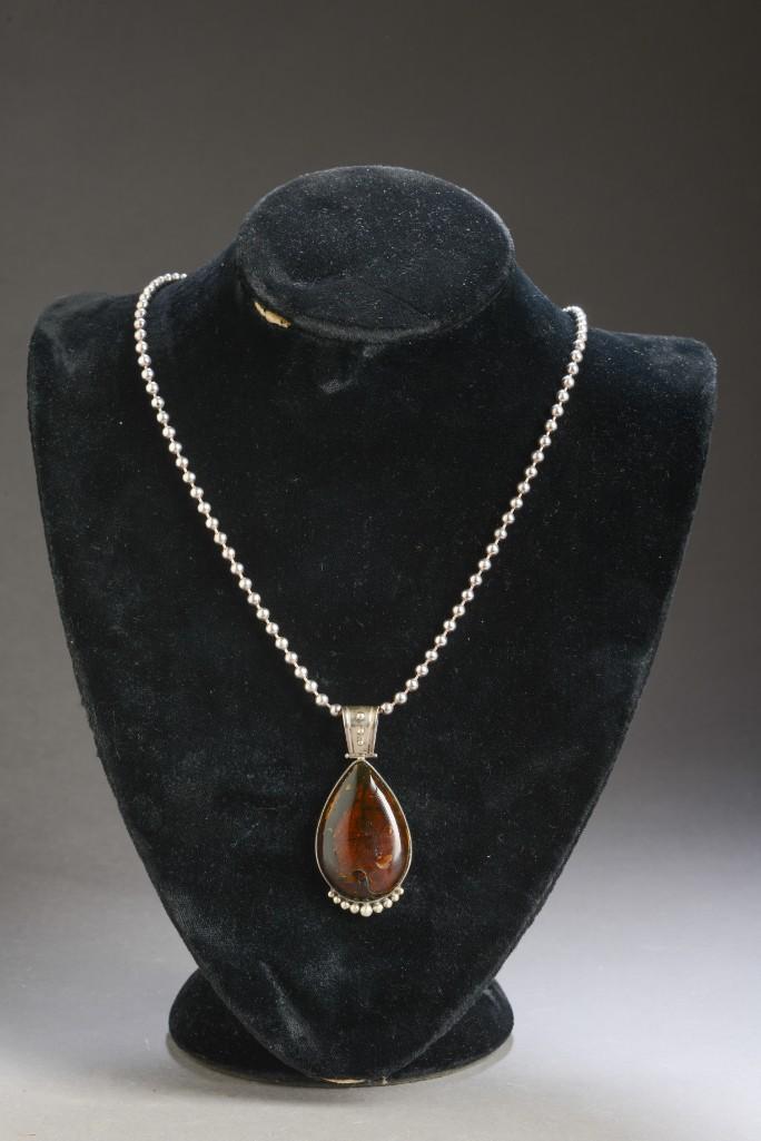 Mexico Sterling and Amber Necklace. (1 of 3)