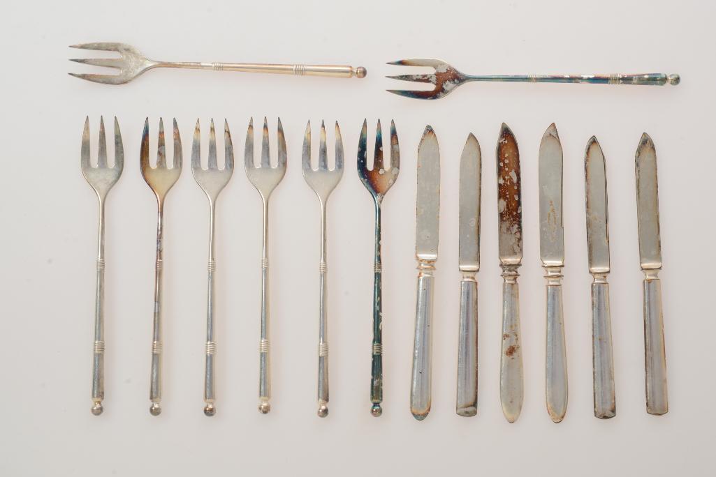 Reed & Barton Oyster or Seafood Forks and Knives.: Eight forks and six knives.