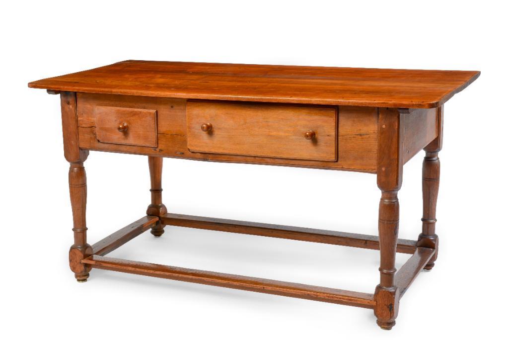 Continental Oak Farmhouse Table. (1 of 3)