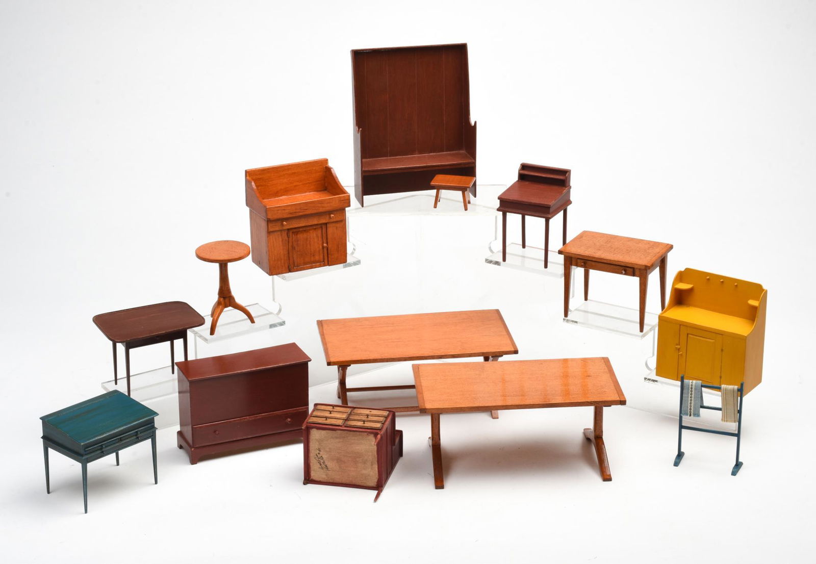 Group of Dollhouse Furniture and Accessories. (1 of 8)