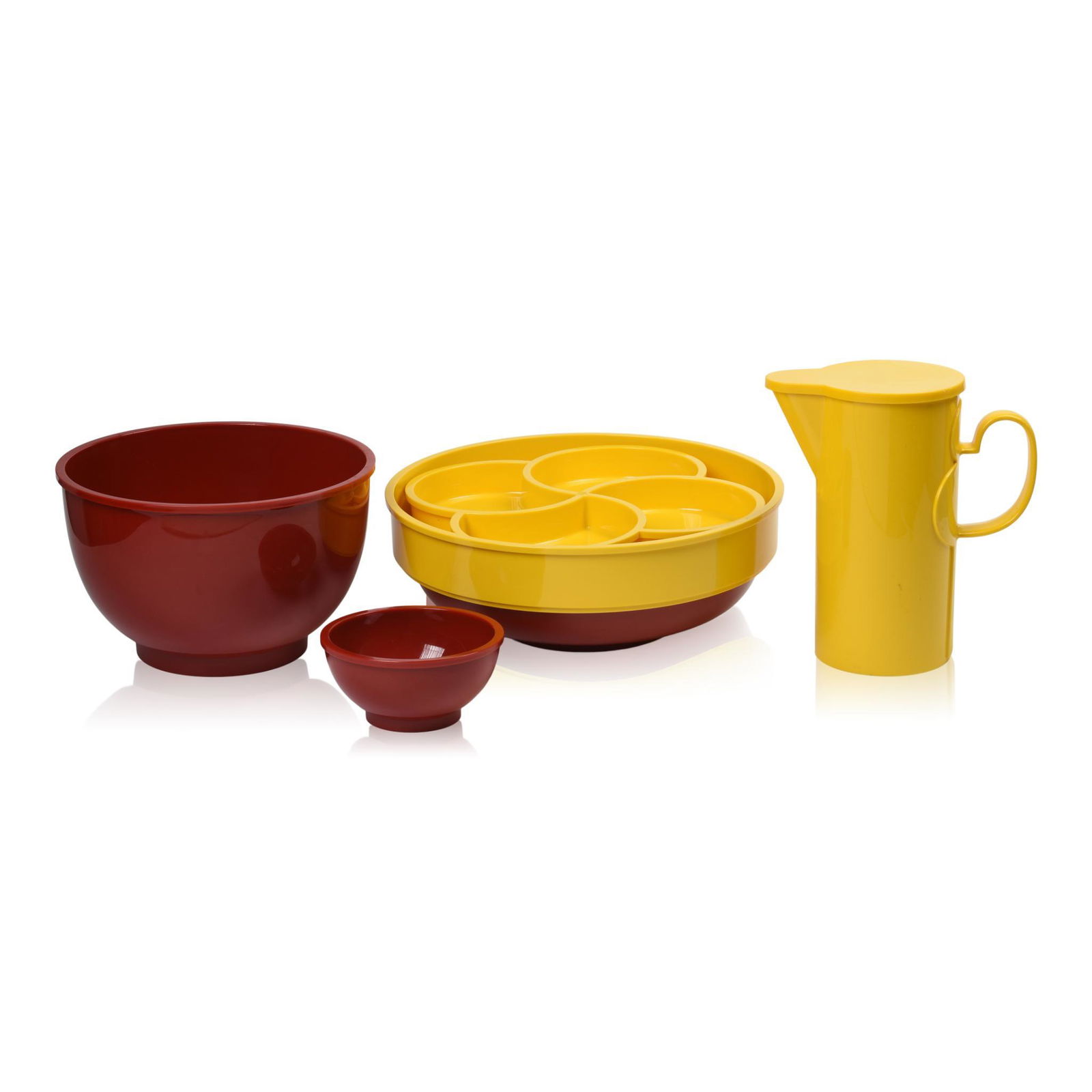 6 Gunnar Cyren for Dansk Melamine Serving Pieces: Large red bowl, height 6.5 inches, and five others.
