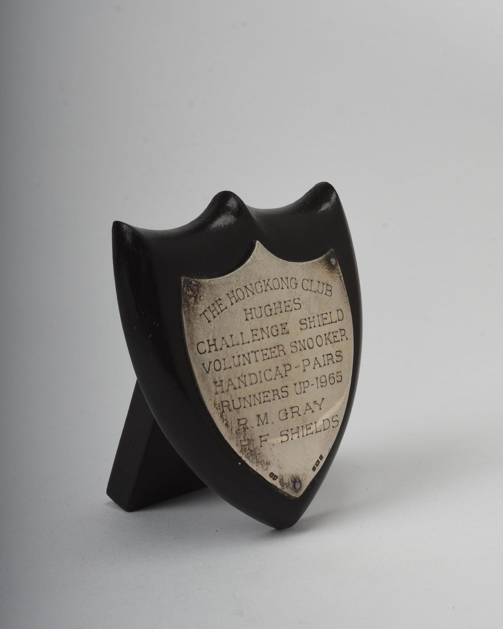 1965 Deakin & Francis Sterling Trophy Plack. (1 of 1)