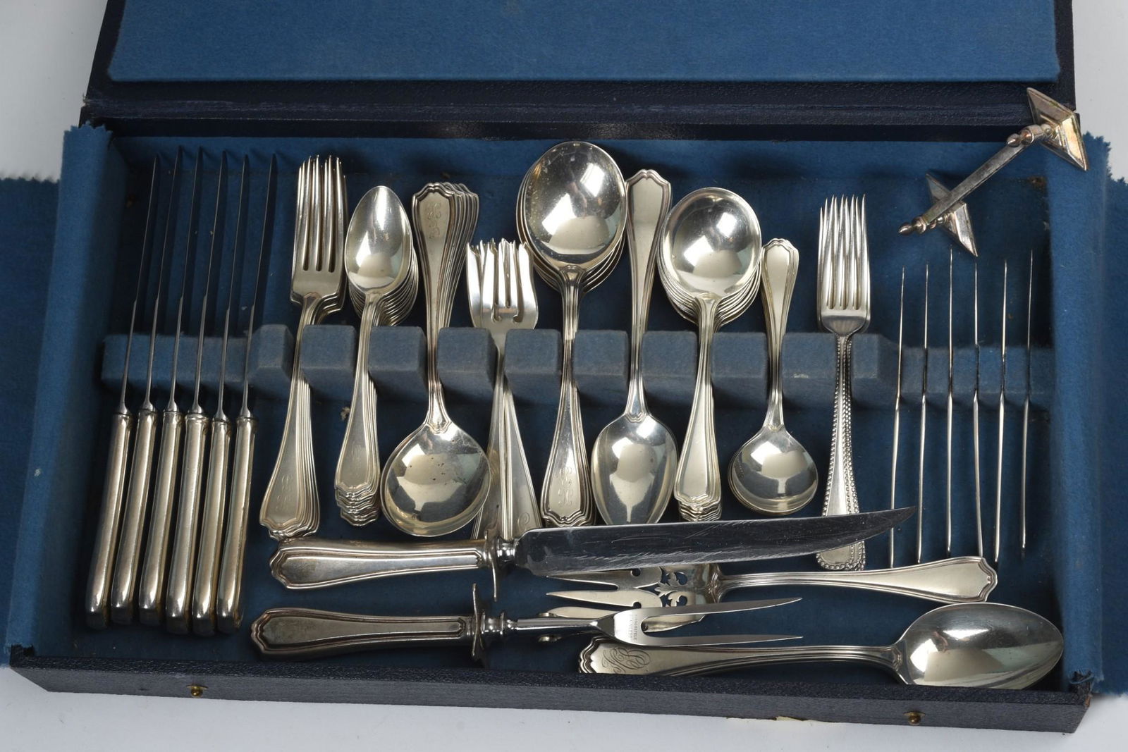 Sterling Silver Assembled Flatware Service. (1 of 4)