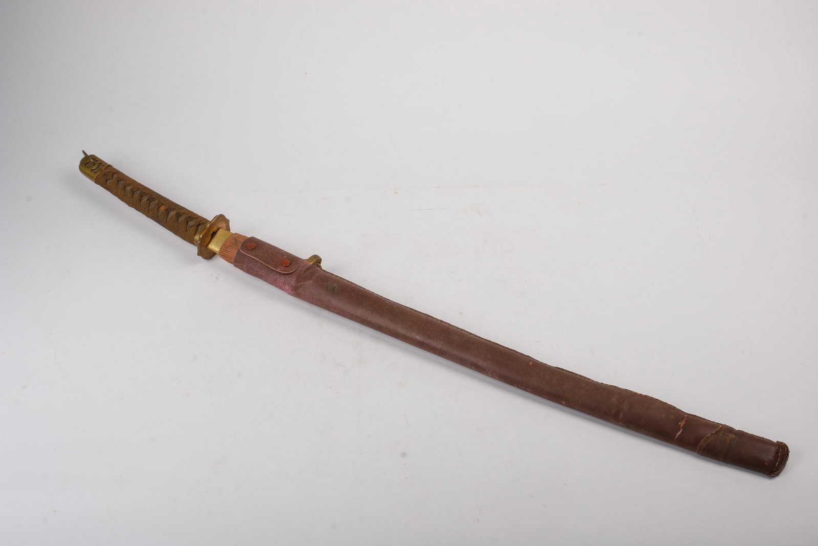 Japanese Katana Sword.: Overall length 38 inches, unmarked.