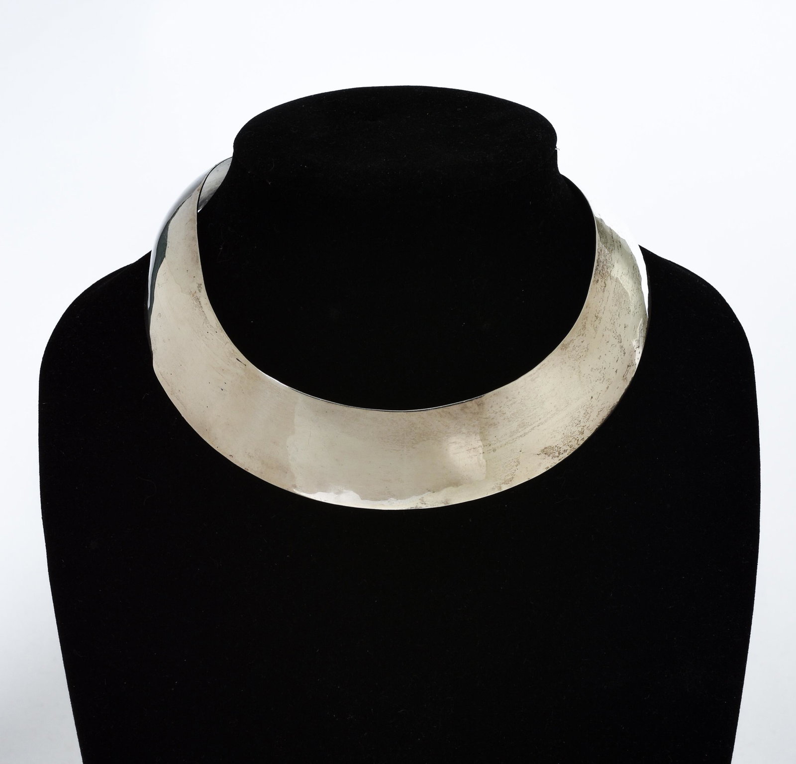 Daunis Sterling Silver Collar.: Signed. Width 4.25 inches.