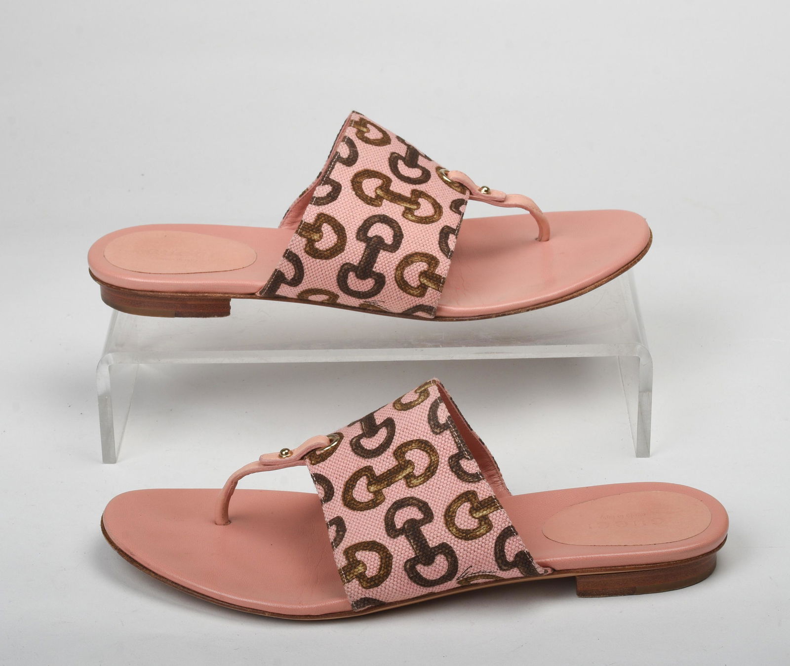 Pair of Pink Gucci Mules. (1 of 6)