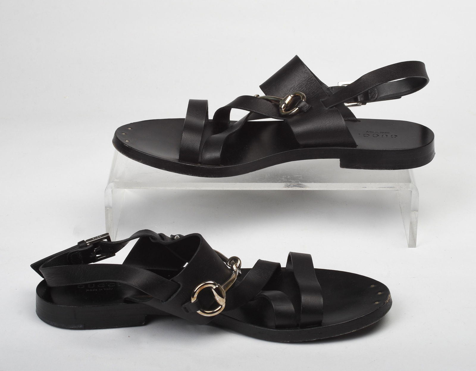 Pair of Black Leather Guccie Sandals. (1 of 5)