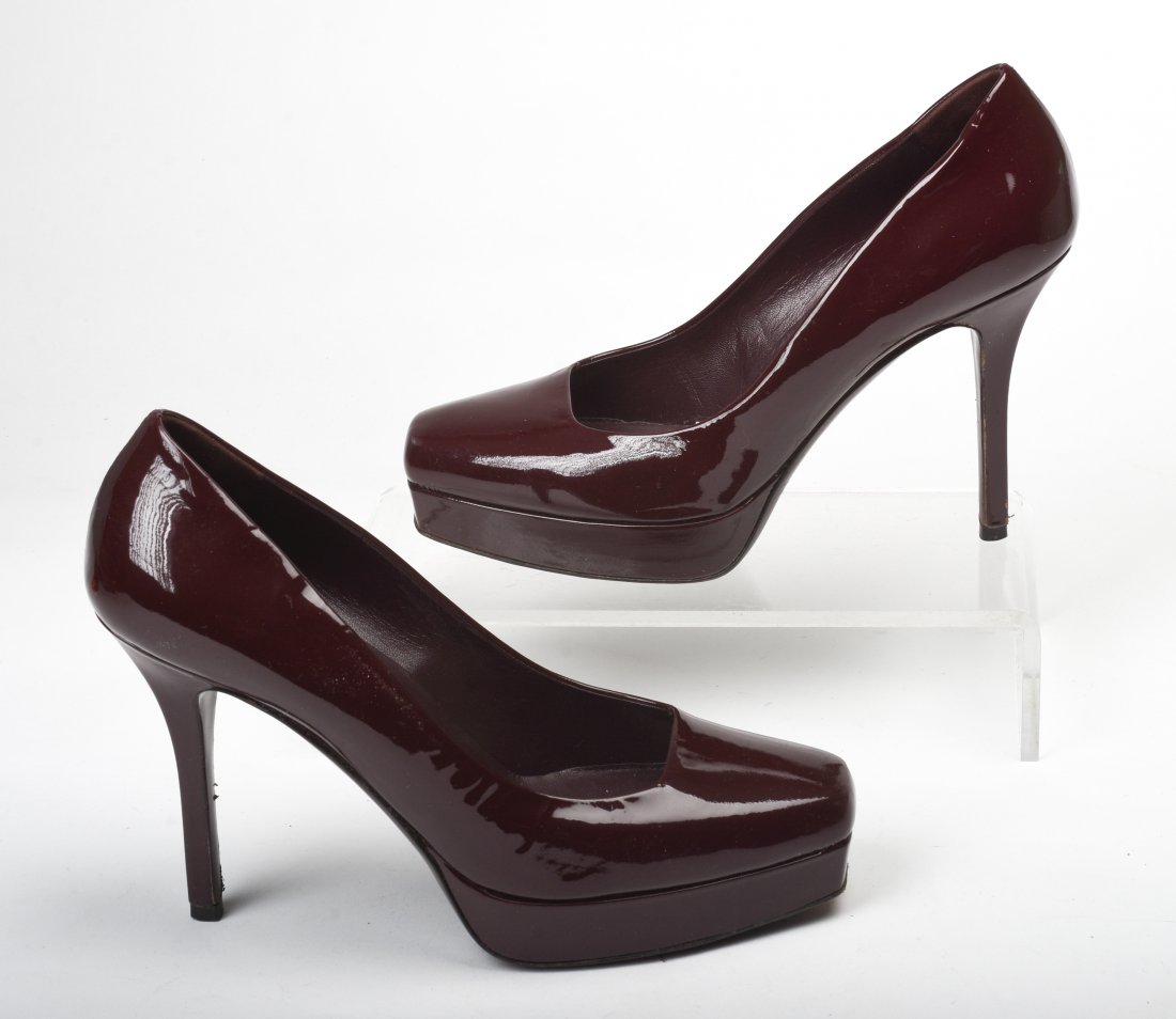 Pair of Maroon Pattened Leather Gucci Platform High: Size 37.5. Condition: minor wear on heels, see photos.