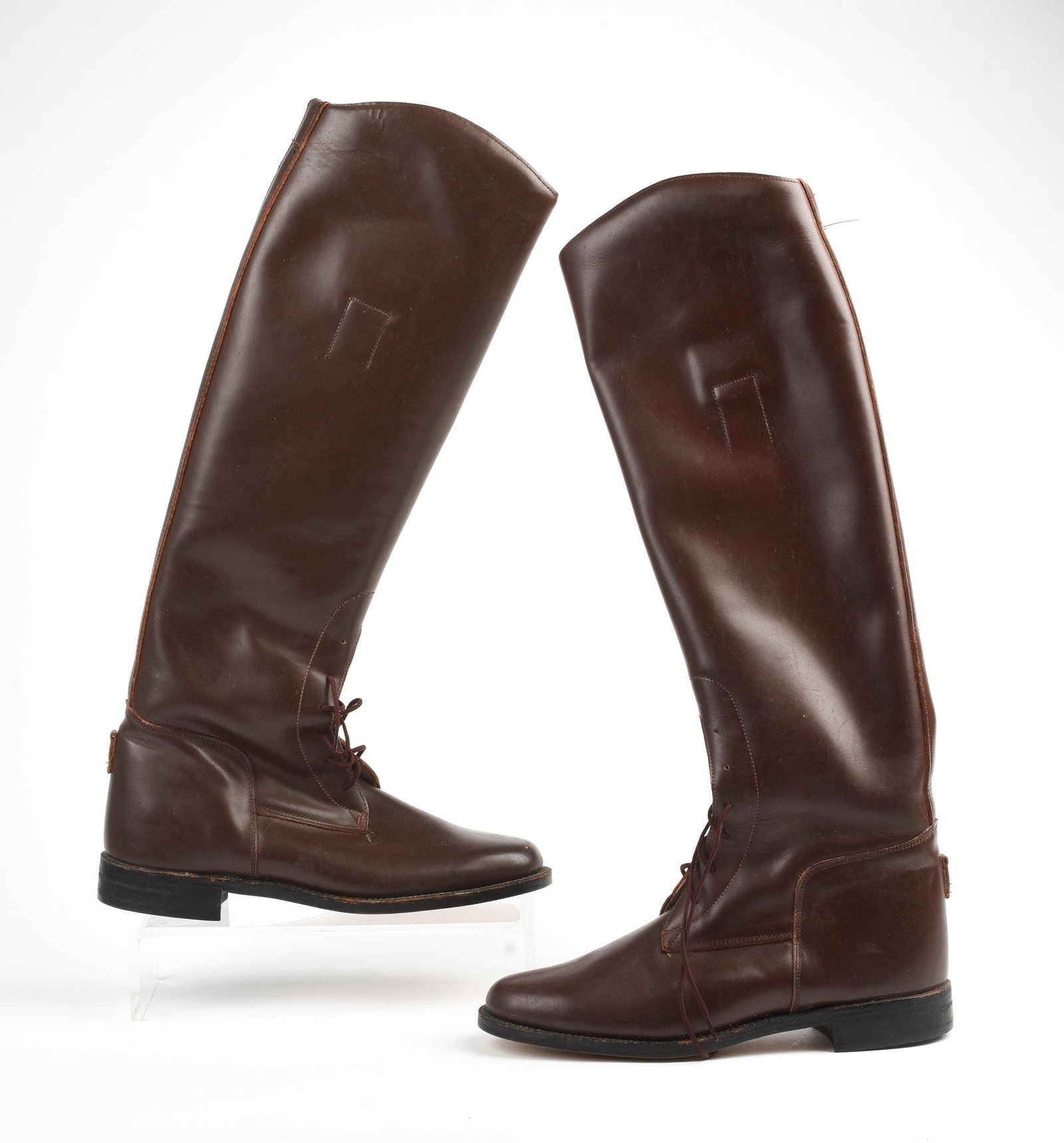 Pair of Brown Riding Boots.: Condition: never worn. Size 7.