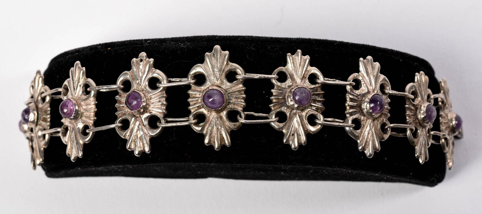 Amethyst and Sterling Bracelet. (1 of 4)