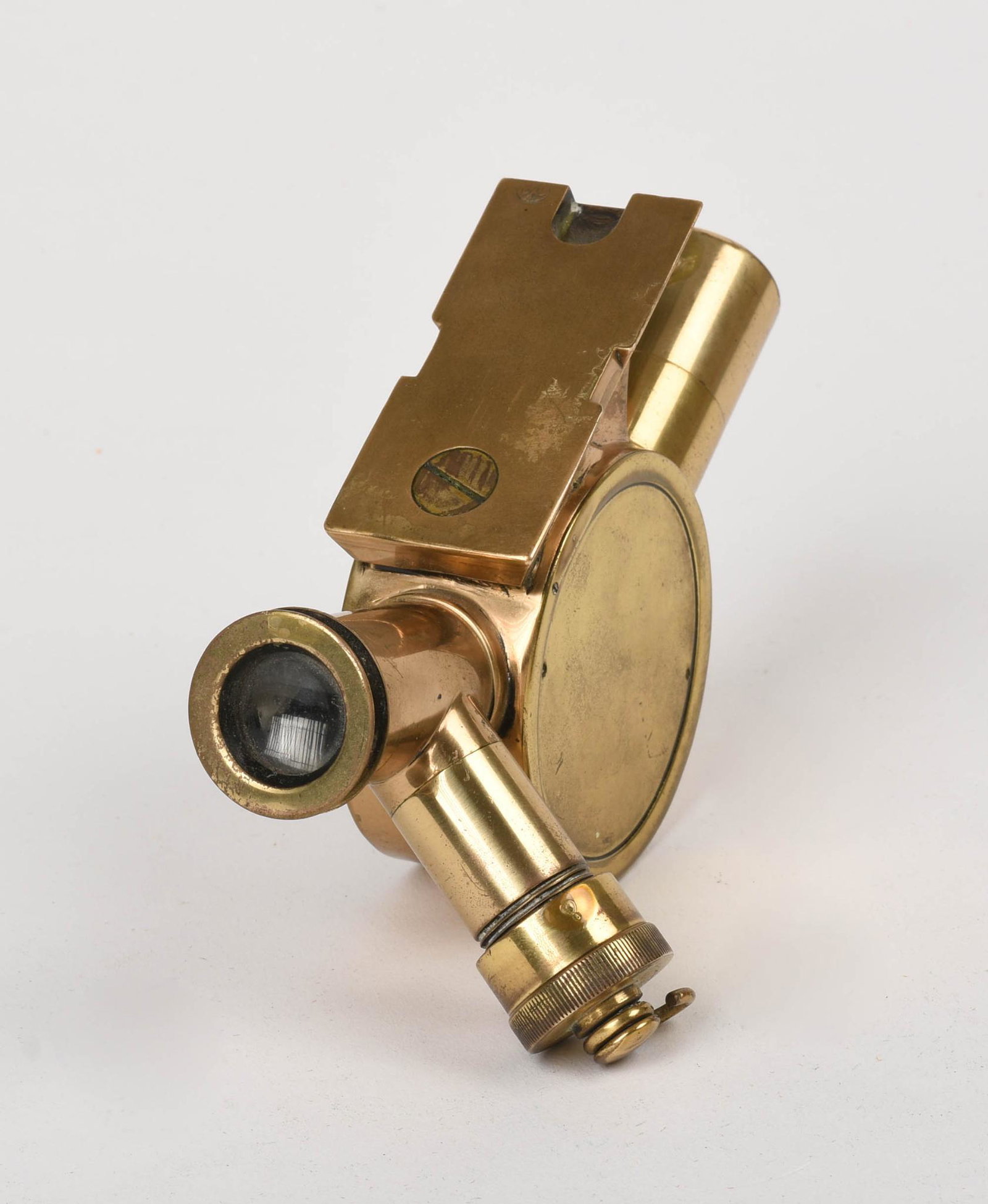 Ross London Brass Gun Sight.: 13 degrees, 3x magnification. 5.5 x 3 inches, serial no 68134.
