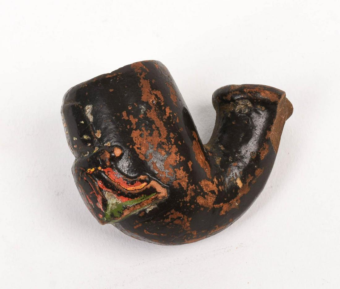Unusual Clay Pipe With Cannon Decoration.: Length 2.5 inches, height 1.75 inches.