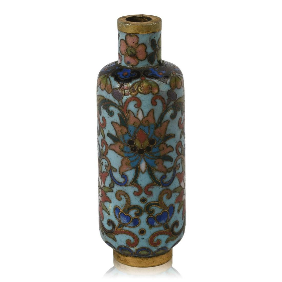Chinese Cloisonne Snuff Bottle (1 of 3)