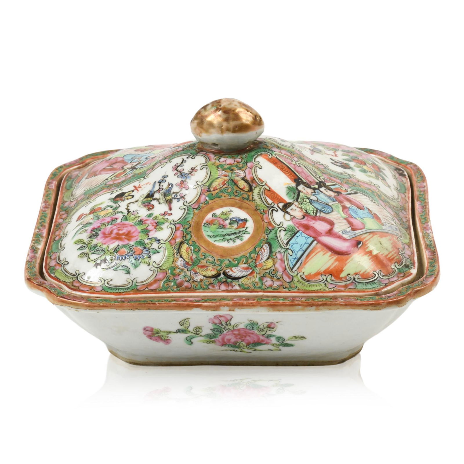 Chinese Rose Medallion Covered Vegetable Dish. (1 of 8)