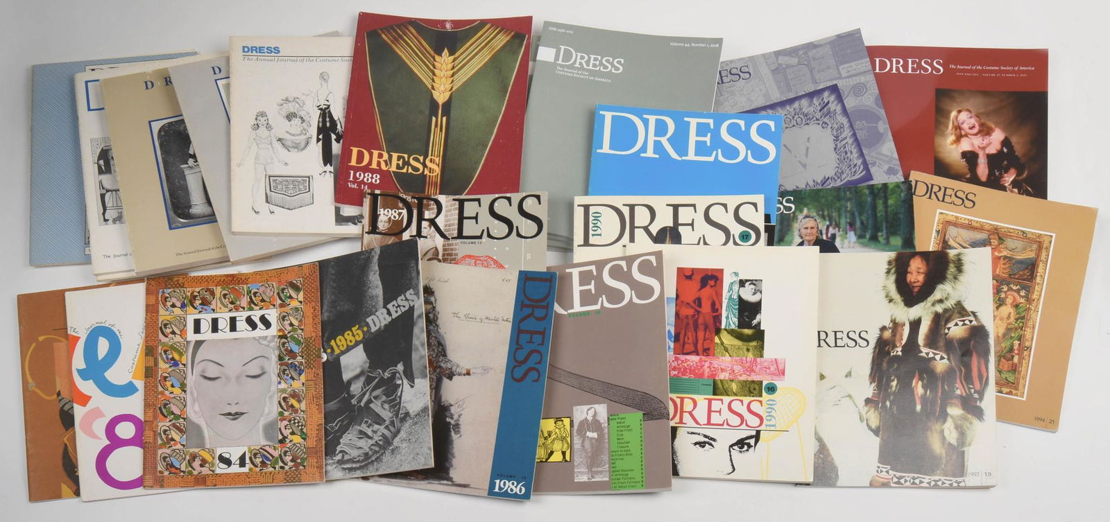 DRESS: The Journal of the Costume Society of America (28). (1 of 2)