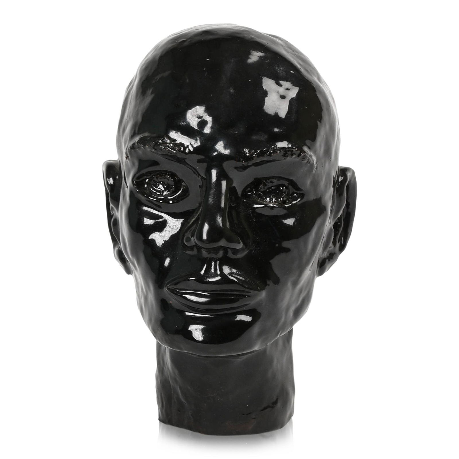 Whinnie W. Whipple Porcelain Bust of a Man. (1 of 7)