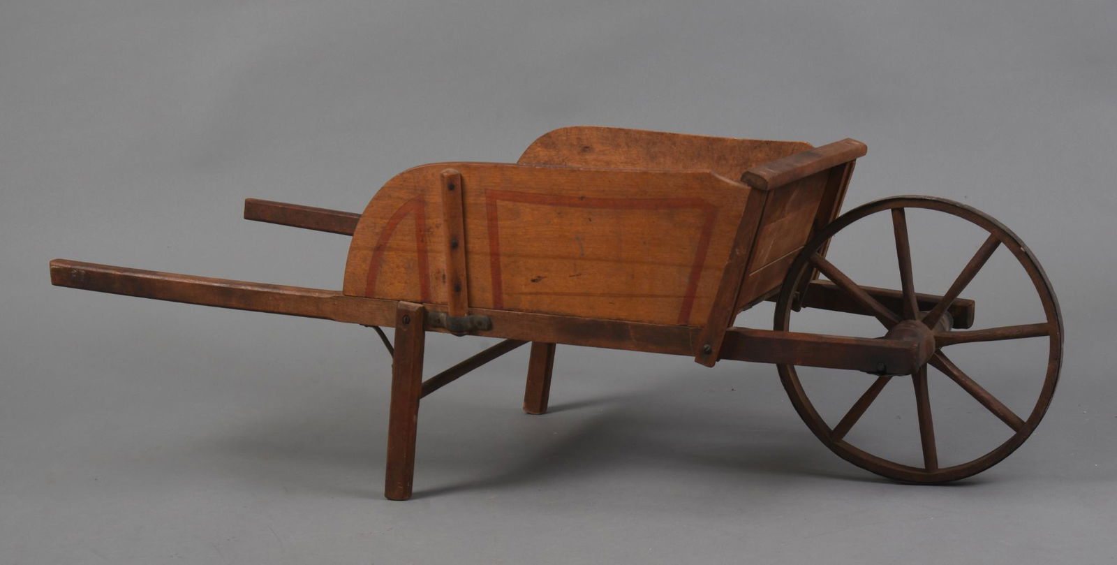Paris Mfg. Child's Wheelbarrow No. 4. (1 of 3)