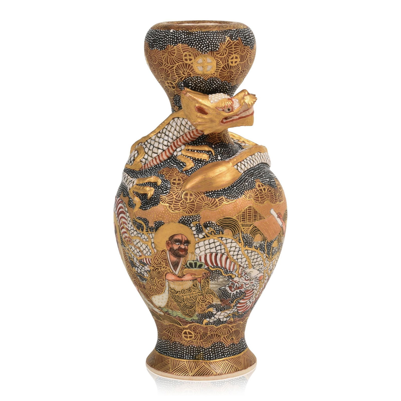 Japanese Satsuma Vase with Dragon. (1 of 5)