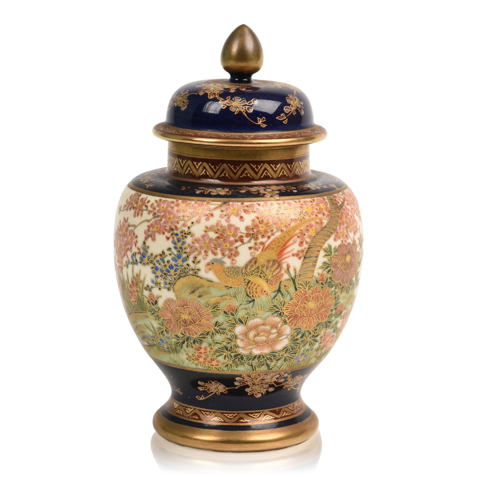 Japanese Satsuma Covered Jar. (1 of 5)