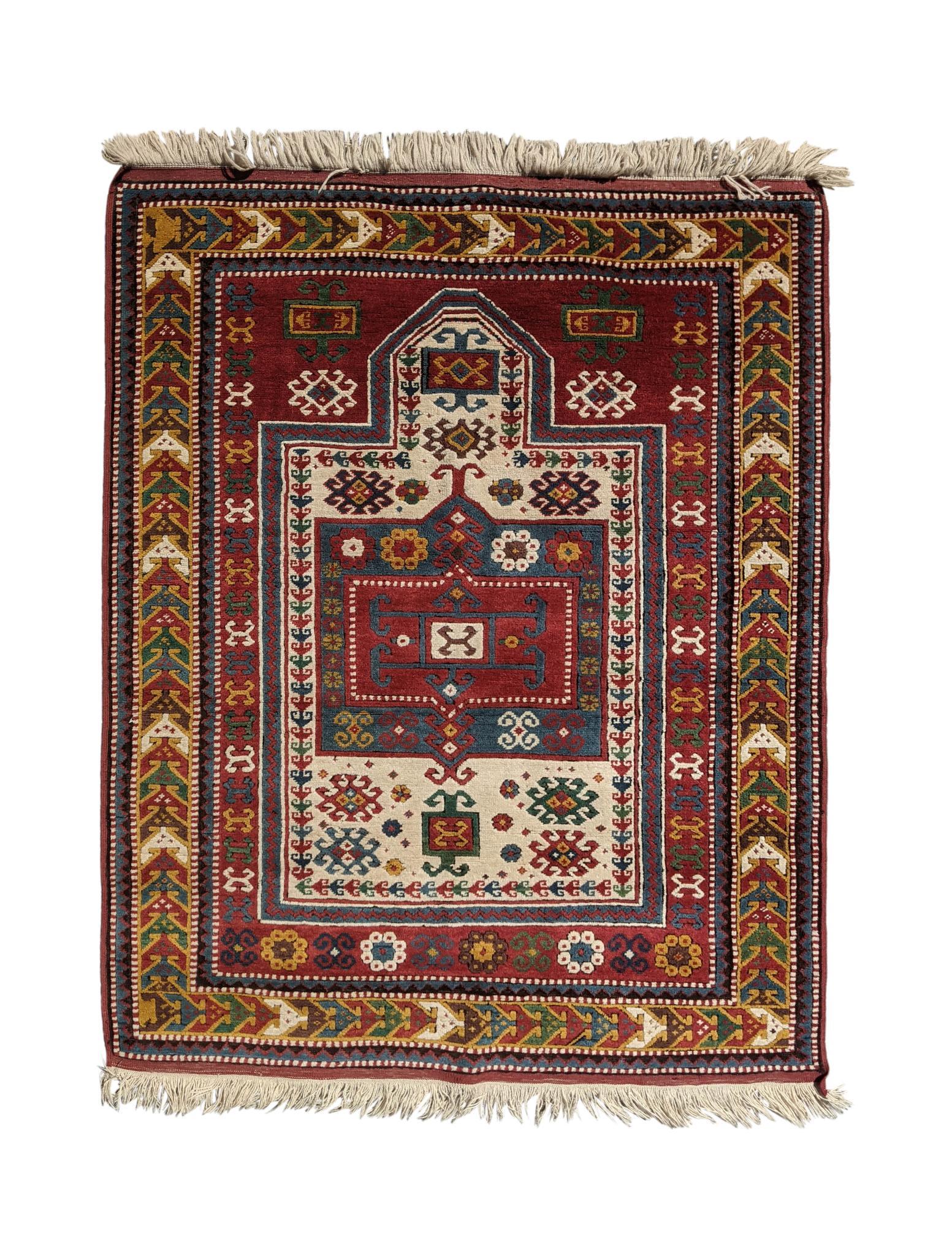 Small Vintage Oriental Carpet. (1 of 2)