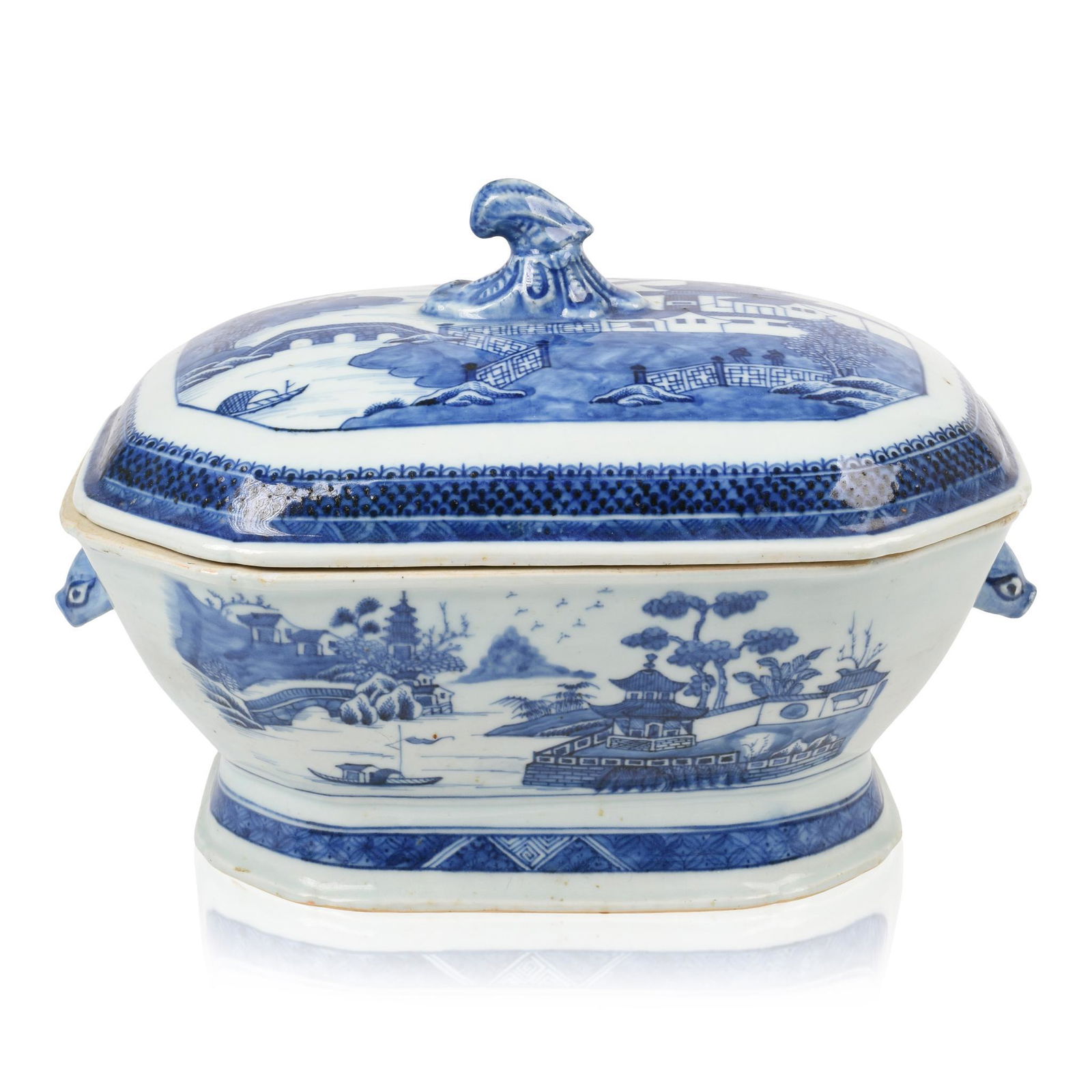 Chinese Export Porcelain Canton Covered Tureen (1 of 6)