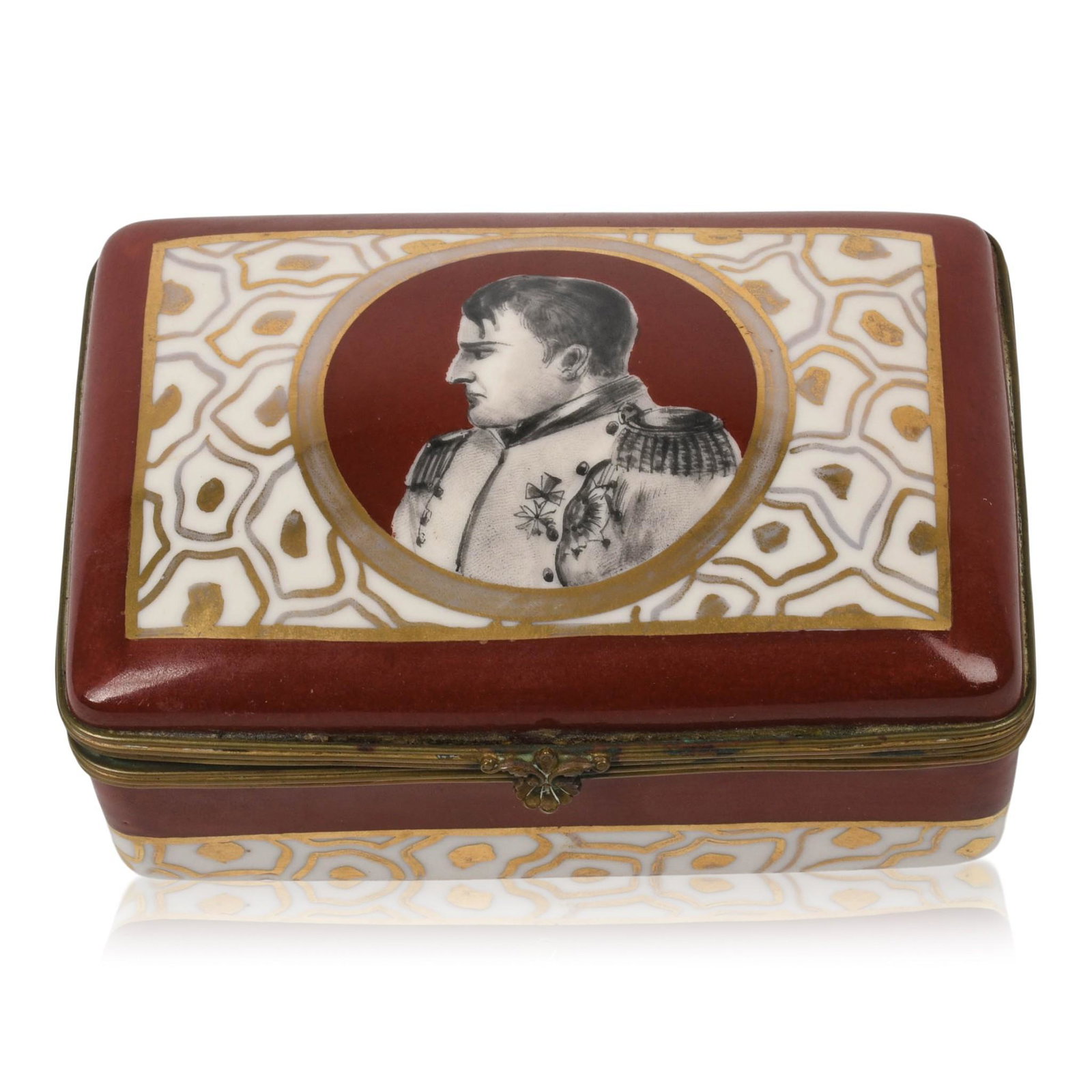 Porcelain Box With Napoleon Bonaparte Decoration.: 5 x 3.75 x 2 inches, marked in underglaze red.