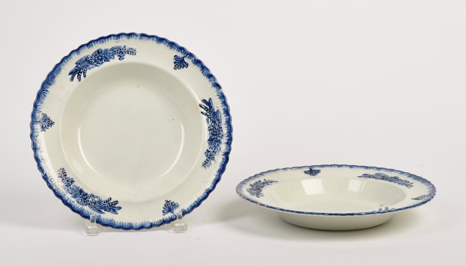 Pairs of Leeds Feather Edge Soup Bowls: Floral border, early 19th c., diameter 9.875 inches.